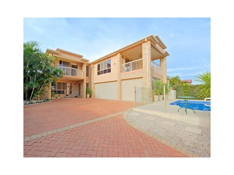 135 Coutts Street, Bulimba QLD 4171