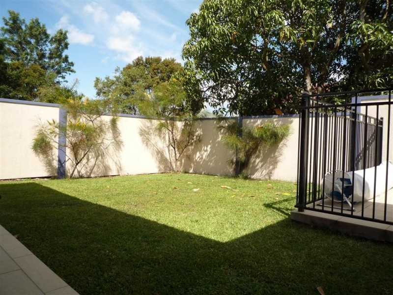 8 Marlton Street, Tarragindi QLD 4121