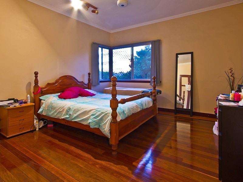 22 Renton Street, Camp Hill QLD 4152