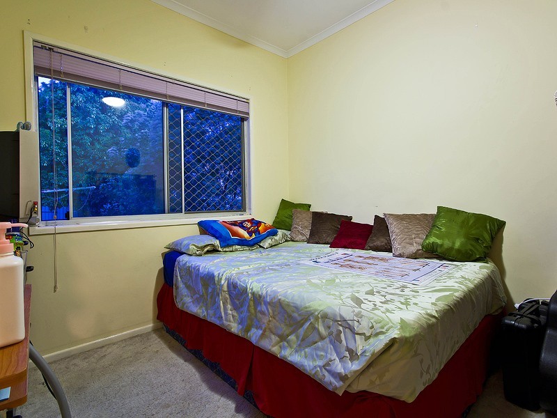 22 Renton Street, Camp Hill QLD 4152