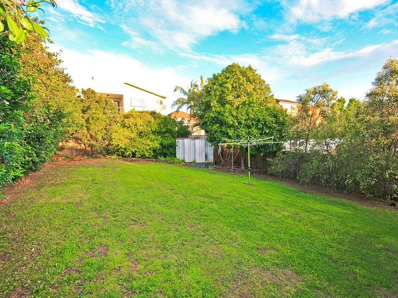 22 Renton Street, Camp Hill QLD 4152