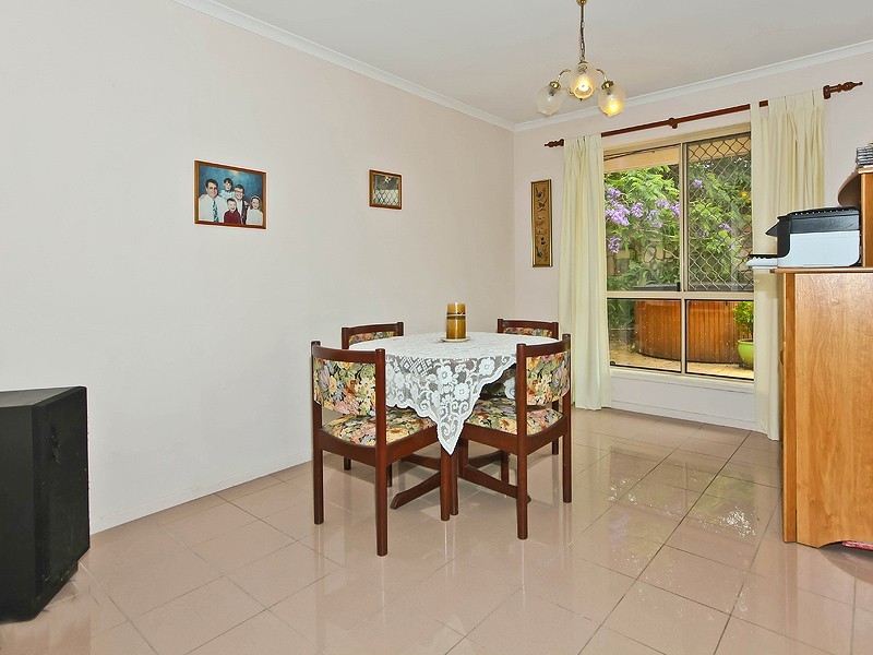 38 Foxmont Drive, Carina QLD 4152