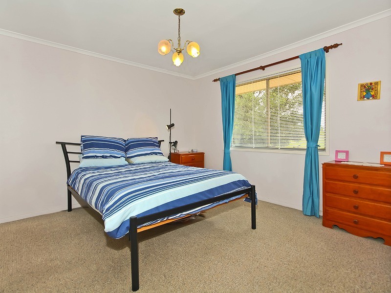 38 Foxmont Drive, Carina QLD 4152