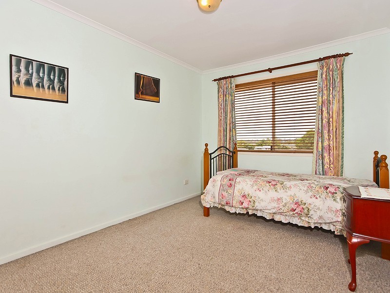 38 Foxmont Drive, Carina QLD 4152