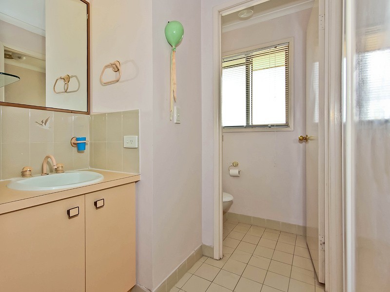 38 Foxmont Drive, Carina QLD 4152