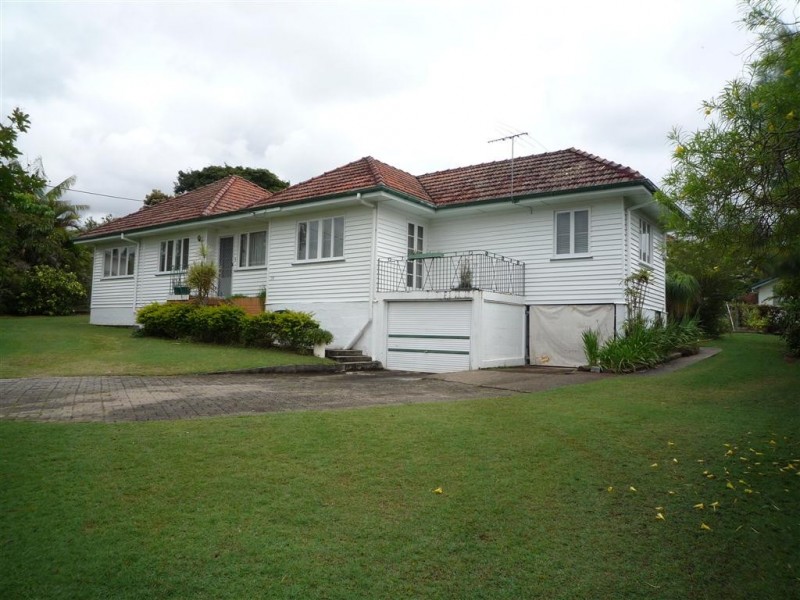 38 Booligal Street, Carina QLD 4152