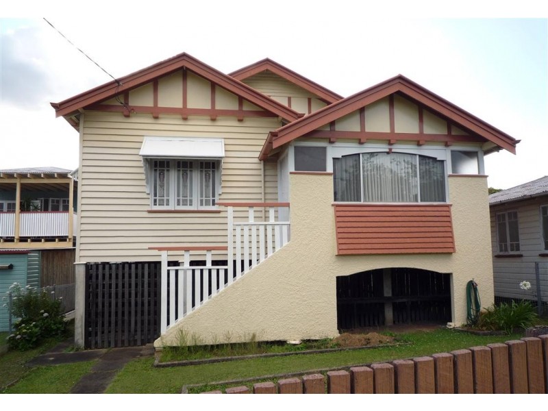 33 Lancaster Street, Coorparoo QLD 4151