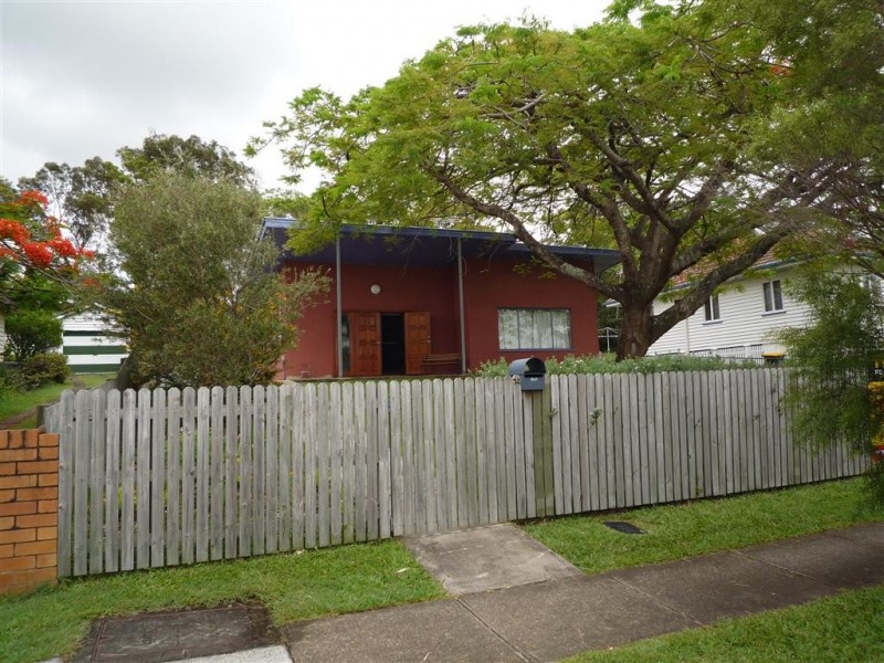 14 Florence Street, Carina QLD 4152