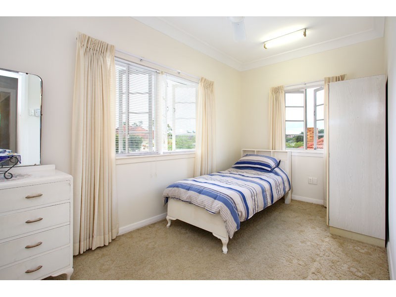 20 Grant Street, Camp Hill QLD 4152