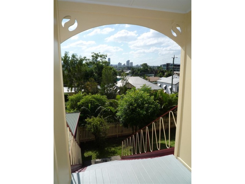 2/36 Norman Crescent, Norman Park QLD 4170