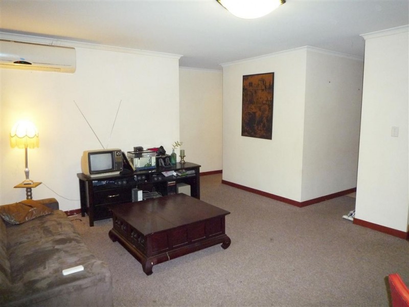 2/19 Woodhill Avenue, Coorparoo QLD 4151