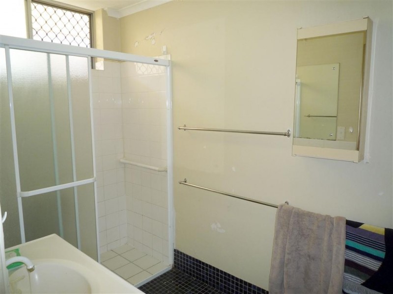 2/19 Woodhill Avenue, Coorparoo QLD 4151