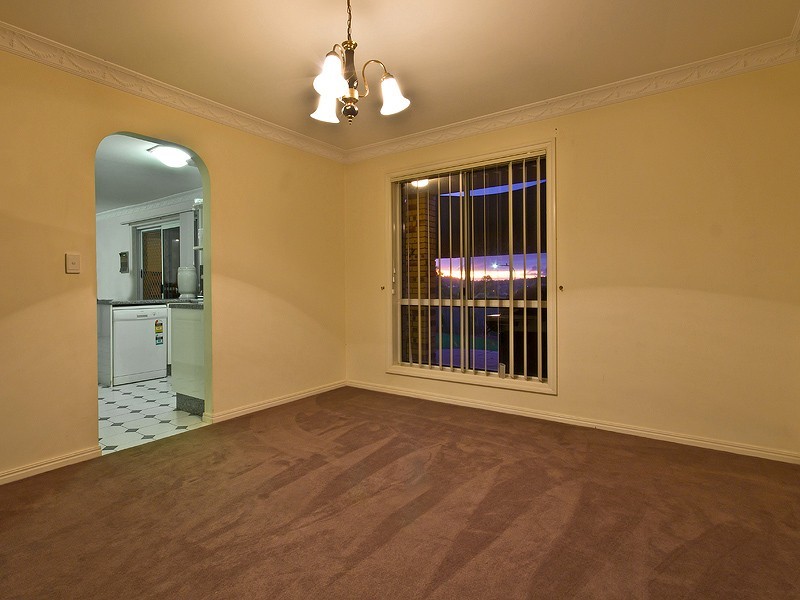 147 Scrub Road, Carindale QLD 4152