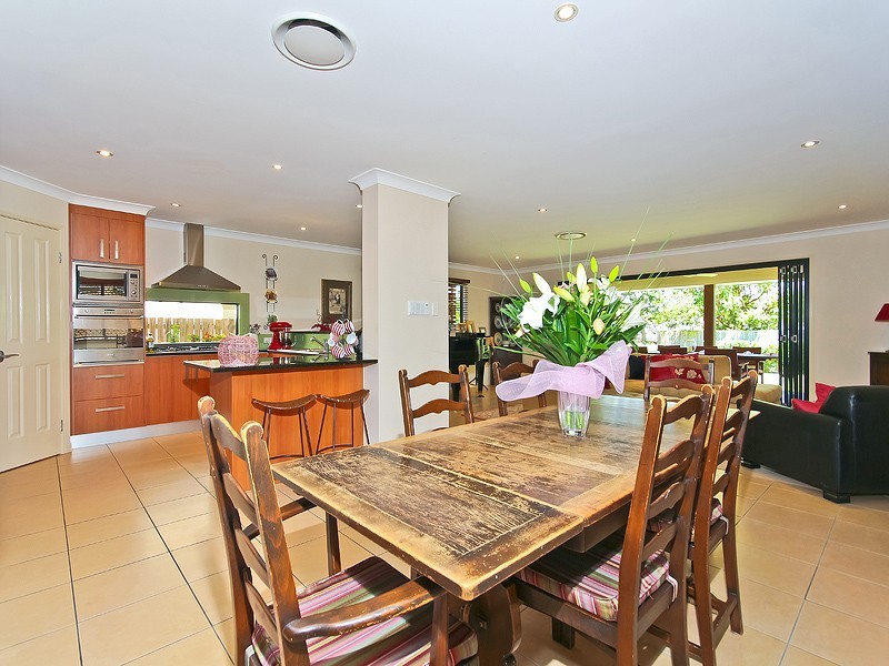 41 Durimbil Street, Camp Hill QLD 4152