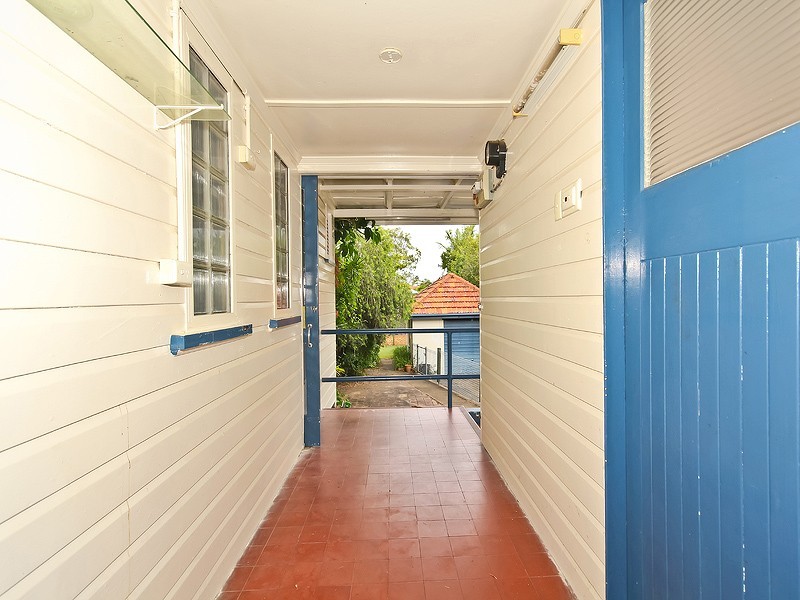 73 Burn Street, Camp Hill QLD 4152