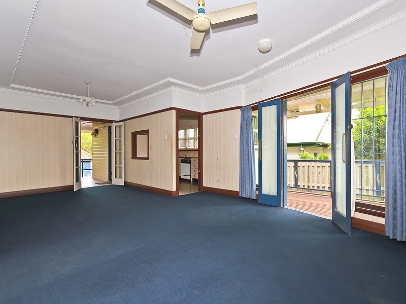 73 Burn Street, Camp Hill QLD 4152