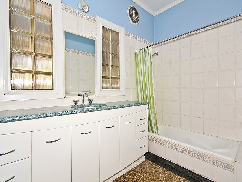 73 Burn Street, Camp Hill QLD 4152