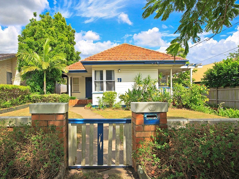 73 Burn Street, Camp Hill QLD 4152