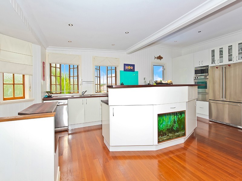 18 First Street, Camp Hill QLD 4152