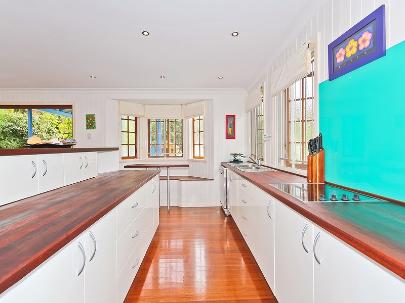 18 First Street, Camp Hill QLD 4152