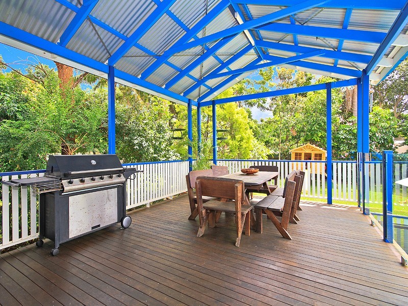 18 First Street, Camp Hill QLD 4152