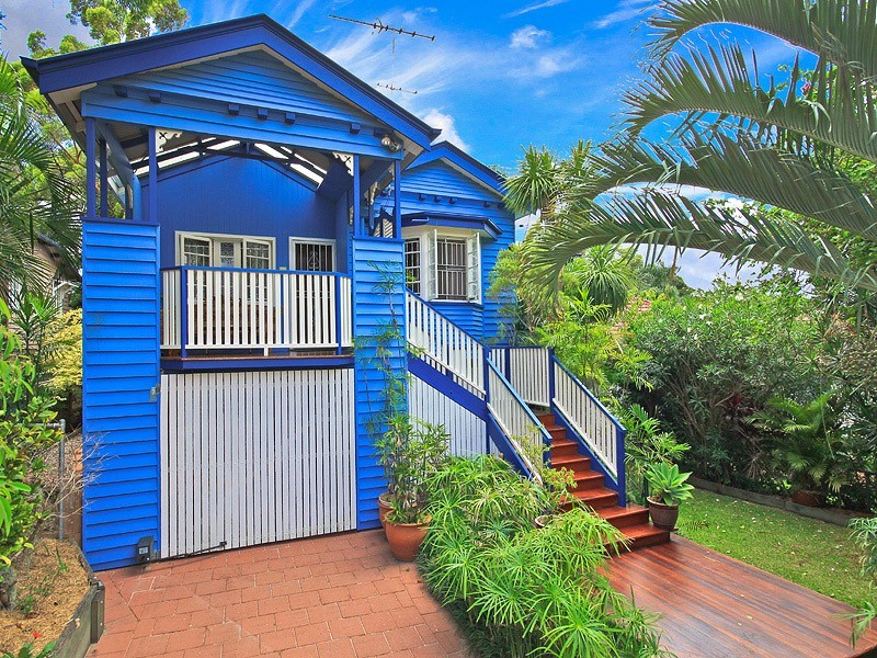 18 First Street, Camp Hill QLD 4152