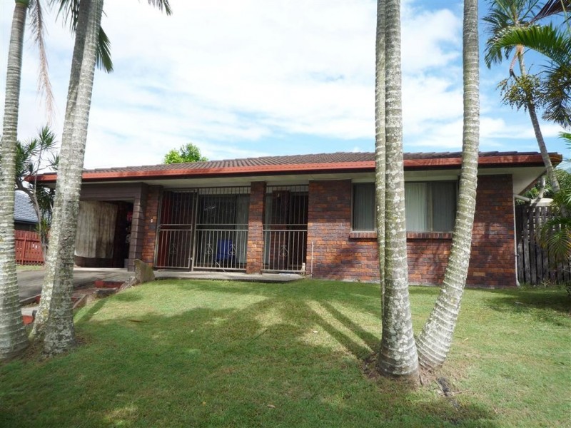 45 Bedivere Street, Carindale QLD 4152