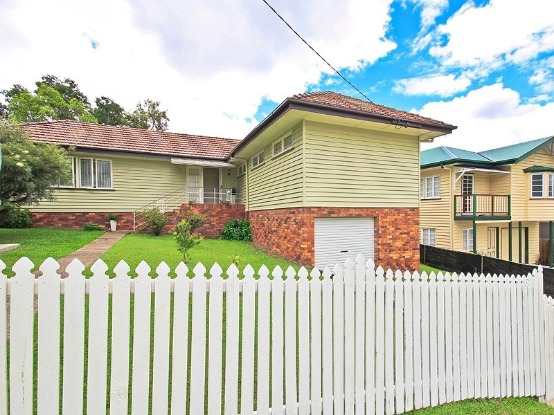 14 Koondara Street, Camp Hill QLD 4152