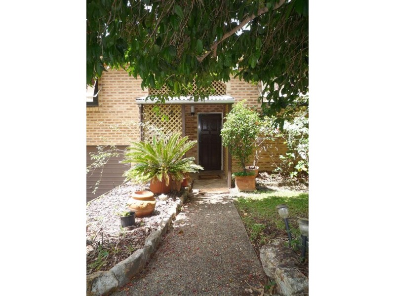 10 Citrine Street, Camp Hill QLD 4152