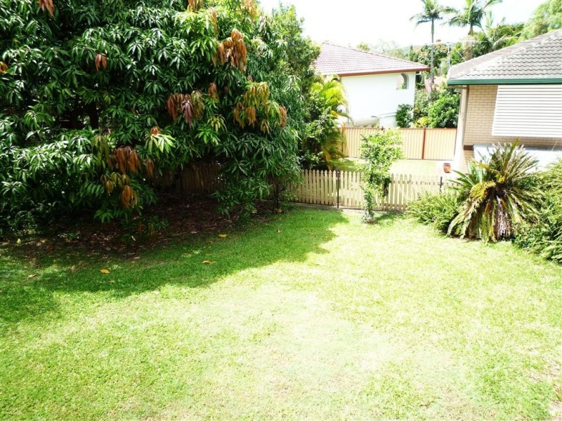 10 Citrine Street, Camp Hill QLD 4152