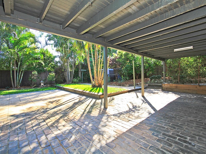 1558 Creek Road, Carina QLD 4152