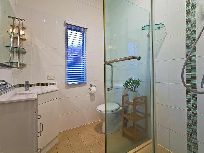 110 Algoori Street, Morningside QLD 4170