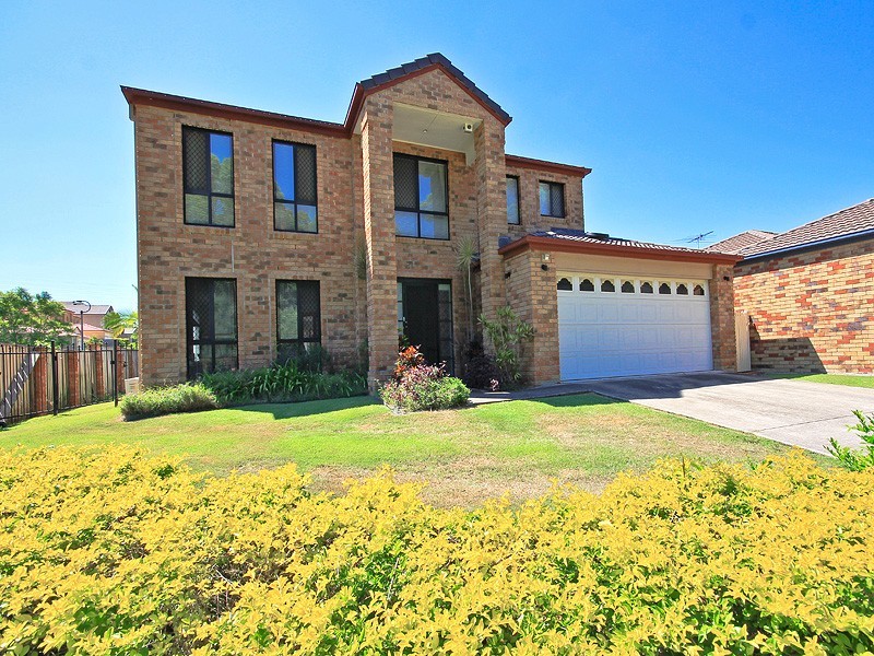 15 Coventry Circuit, Carindale QLD 4152