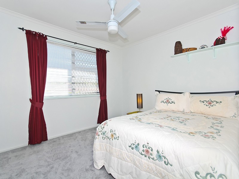 15 Coventry Circuit, Carindale QLD 4152