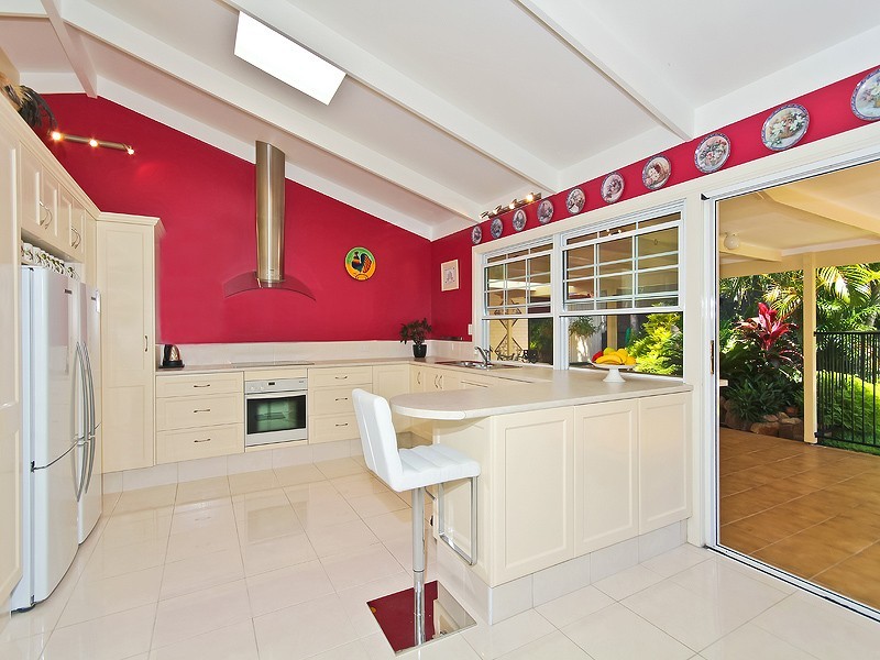 110 Indus Street, Camp Hill QLD 4152