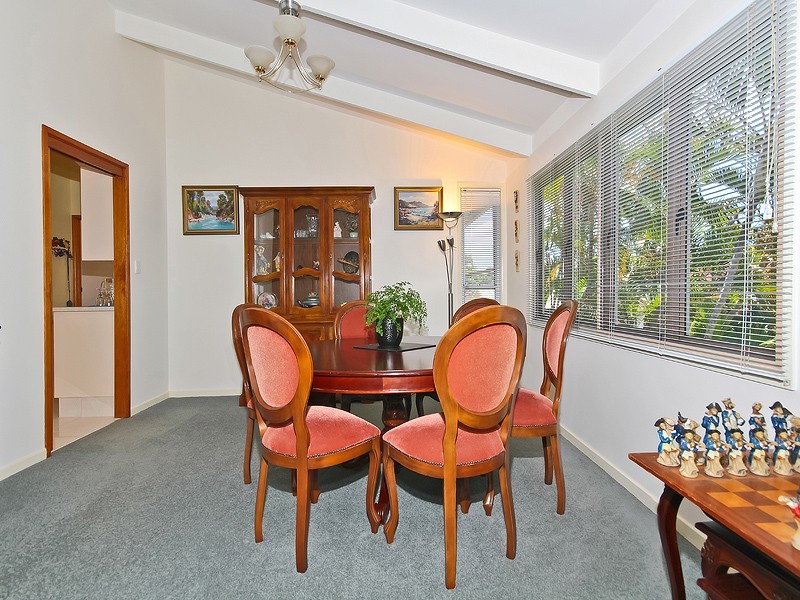 110 Indus Street, Camp Hill QLD 4152