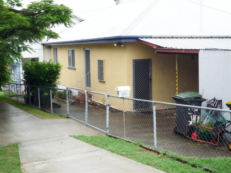 102 Railway Terrace, Murarrie QLD 4172