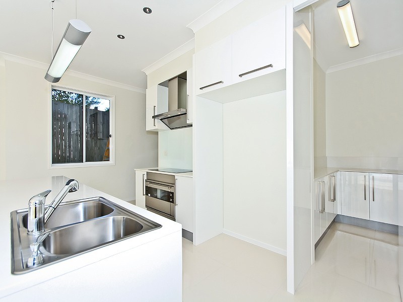 66 Gallipoli Road, Carina Heights QLD 4152