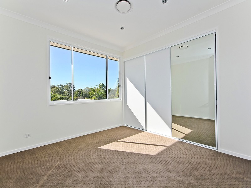 66 Gallipoli Road, Carina Heights QLD 4152