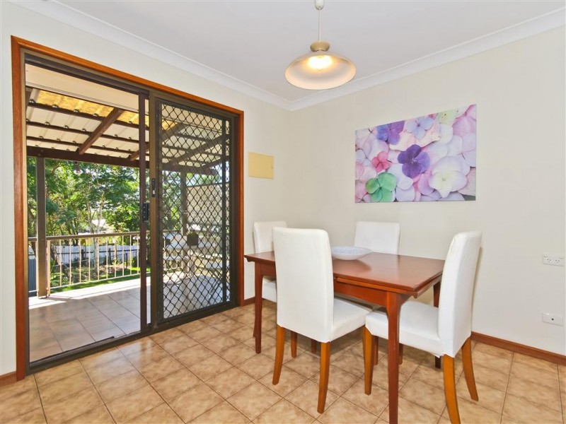 10 Kildare Street, Carina Heights QLD 4152