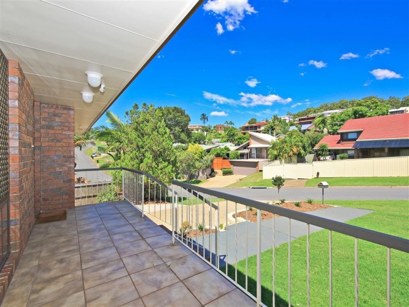 10 Kildare Street, Carina Heights QLD 4152