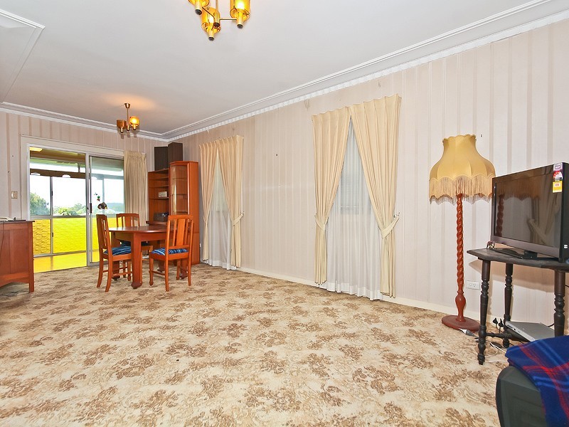 81 Kennington Road, Camp Hill QLD 4152