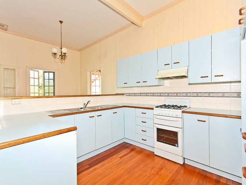 40 Joseph Street, Camp Hill QLD 4152