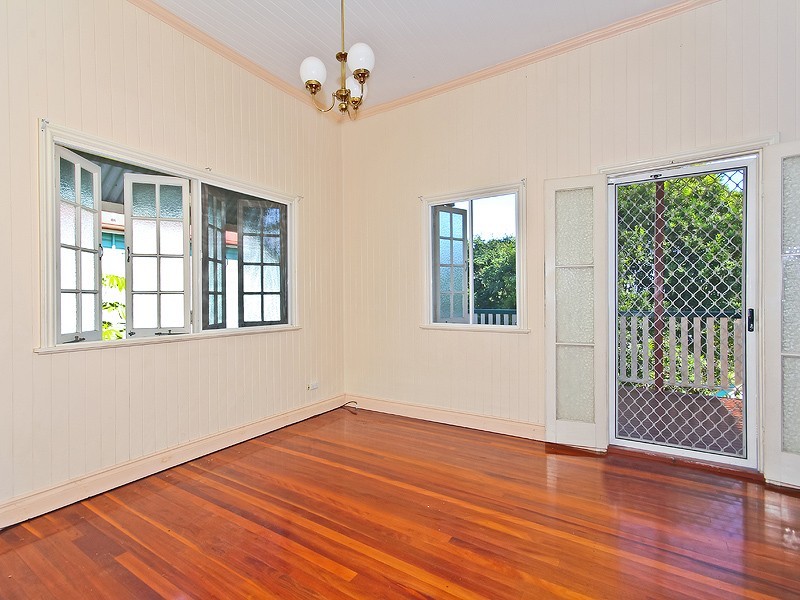 40 Joseph Street, Camp Hill QLD 4152