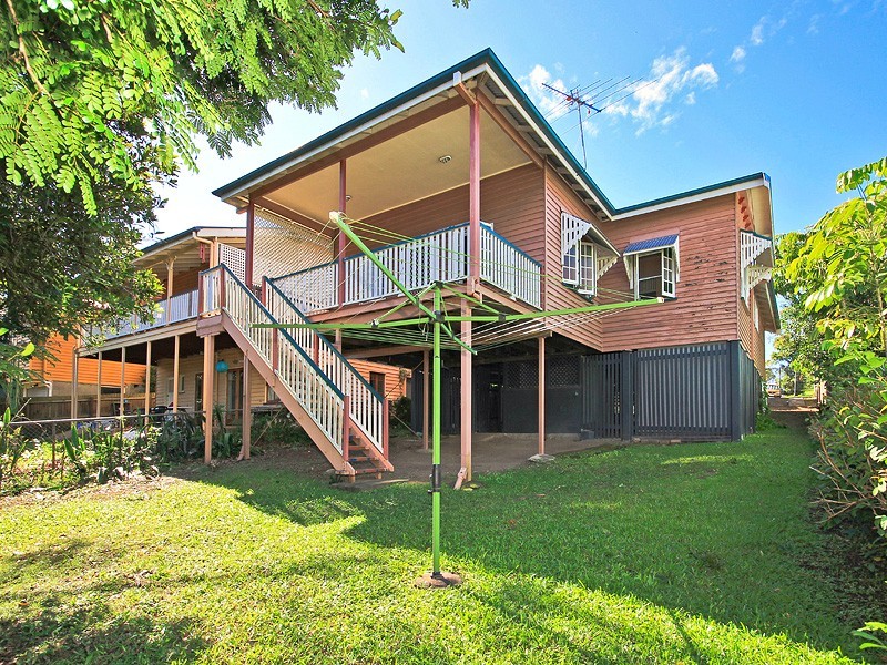 40 Joseph Street, Camp Hill QLD 4152