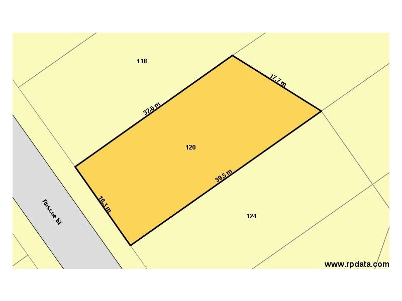 120 Roscoe Street, Holland Park QLD 4121