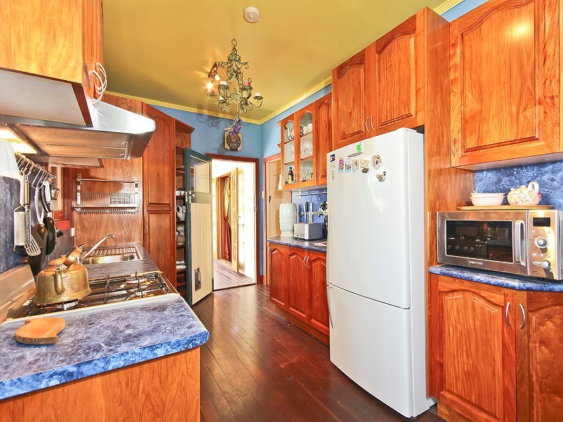 29 Boundary Road, Camp Hill QLD 4152