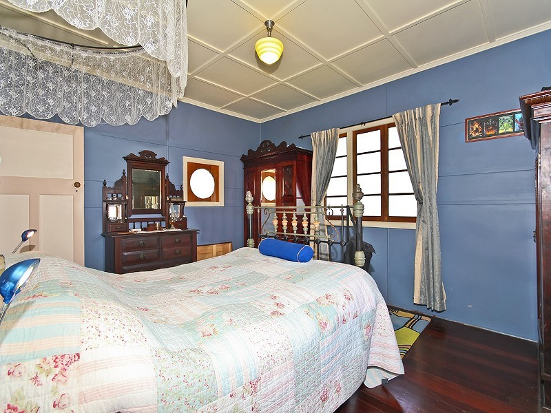 29 Boundary Road, Camp Hill QLD 4152