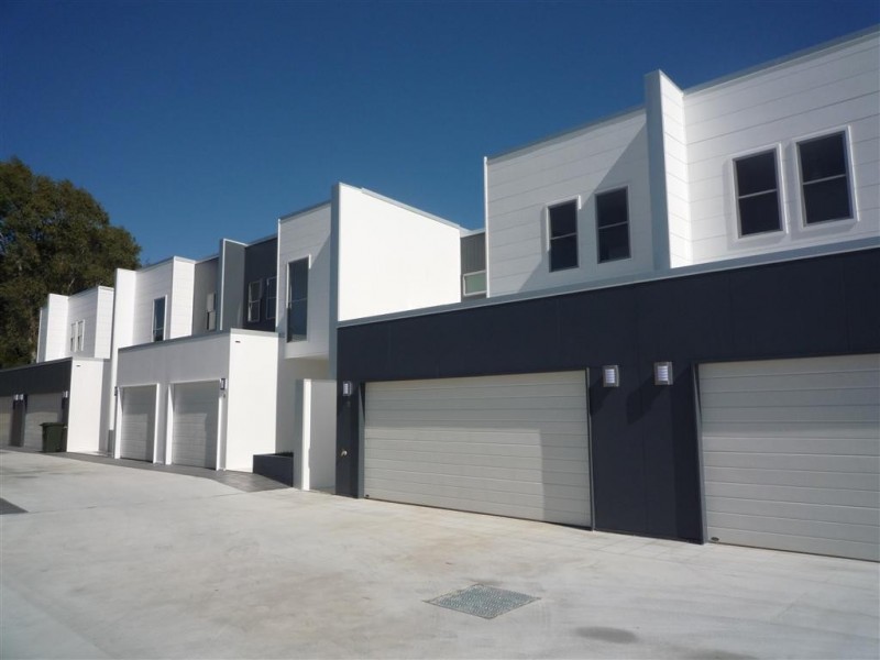 107-109 Jones Road, Carina Heights QLD 4152