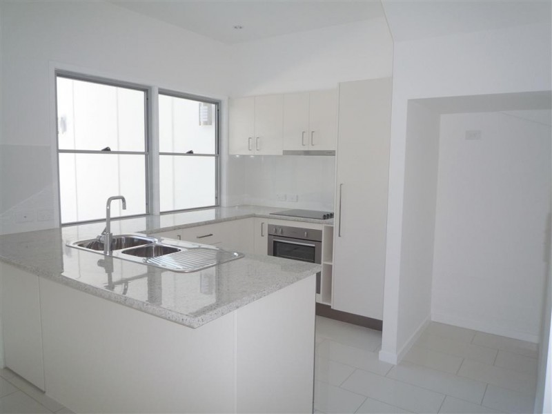 107-109 Jones Road, Carina Heights QLD 4152